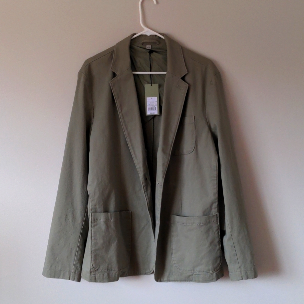 Men's green blazer